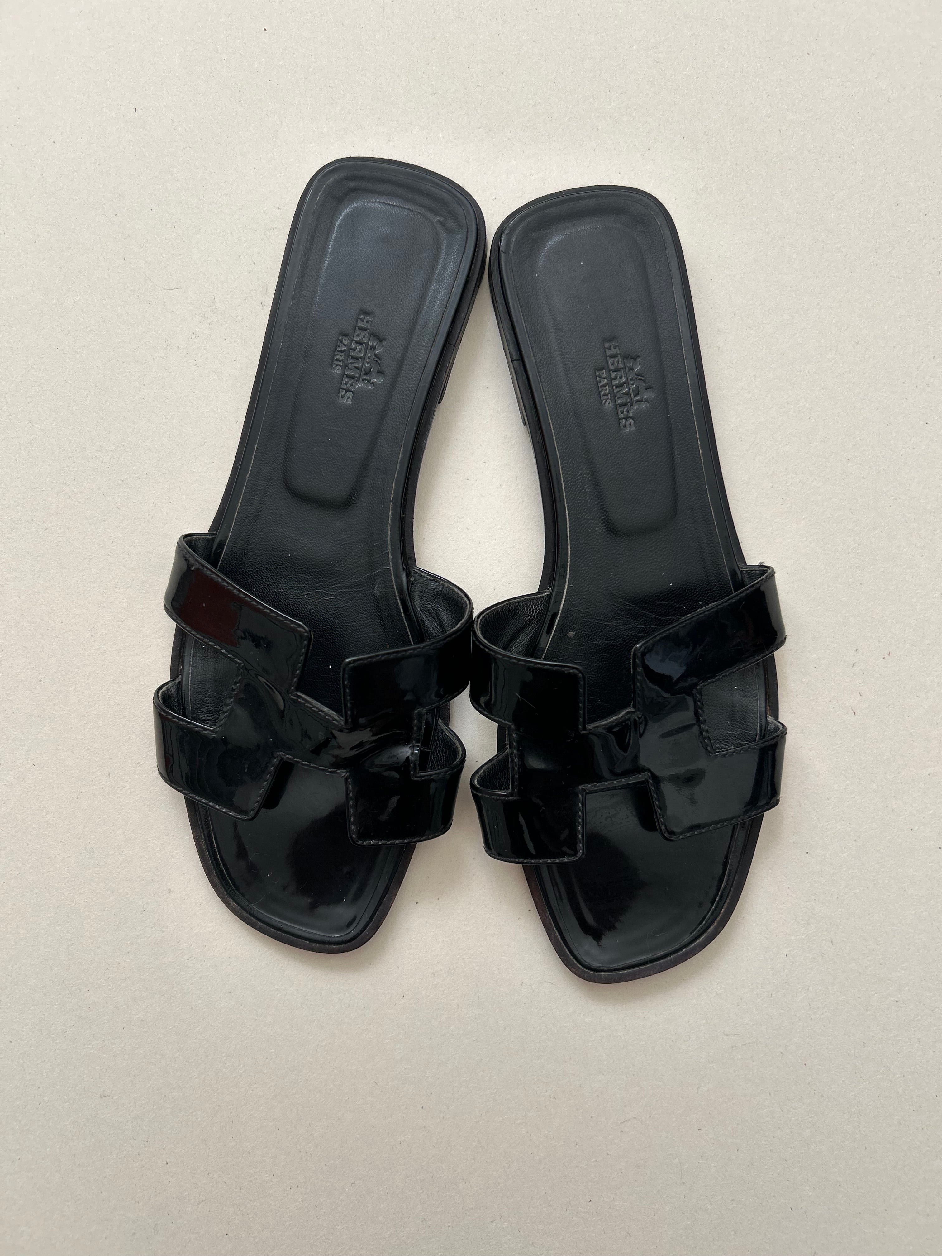Oran en cuir vernis noir