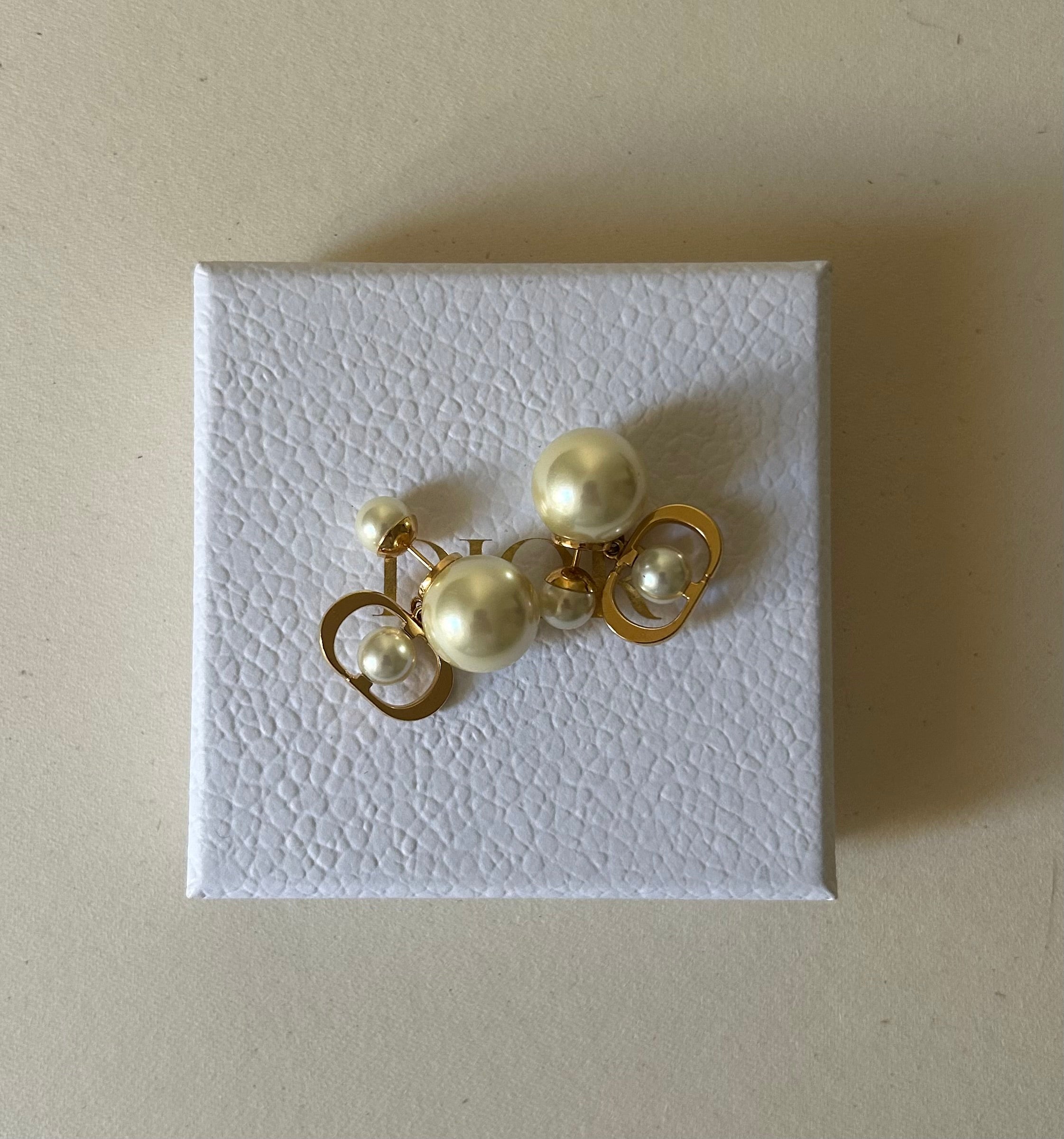 Boucles d’oreilles Dior Modèle Tribales
